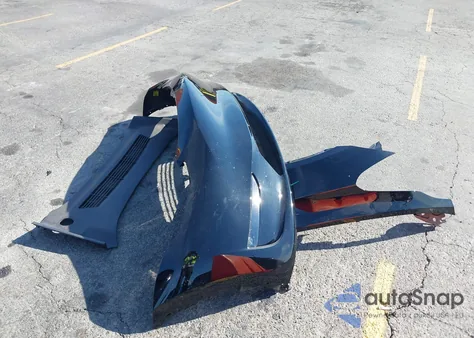 2023 Tesla Model Y Awd/Long Range Dual Motor All-Wheel Drive z USA, uszkodzony, nr VIN 7SAYGAEE5PF879096